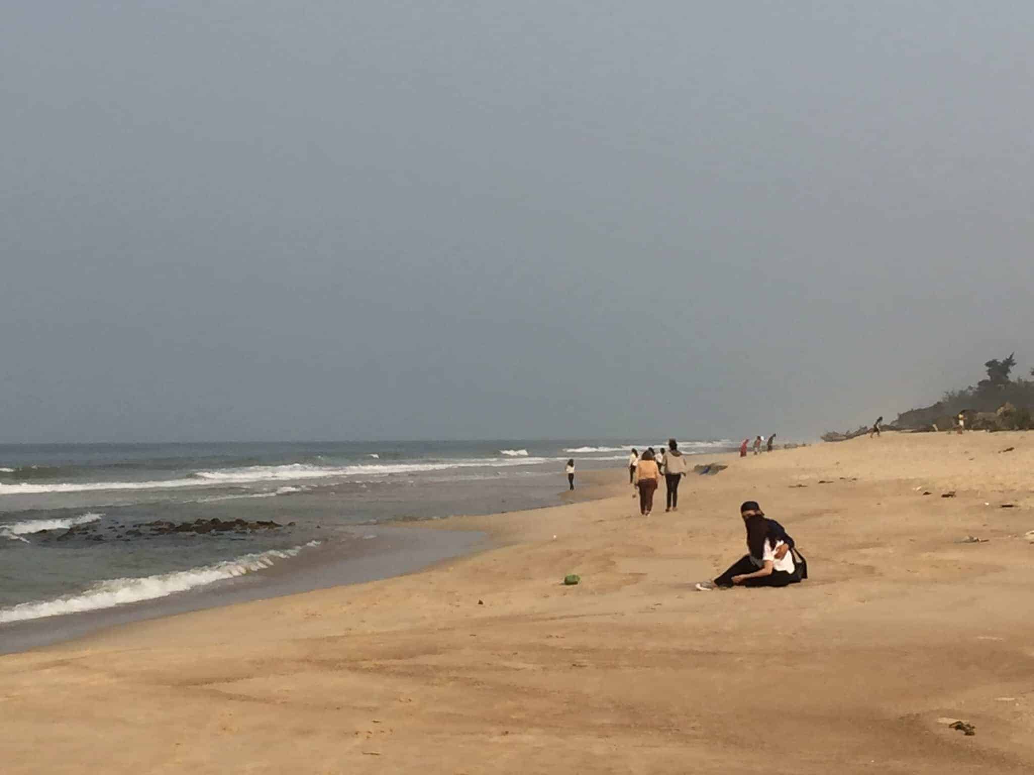 Vi nåede en hurtig gåtur på stranden inden middagen