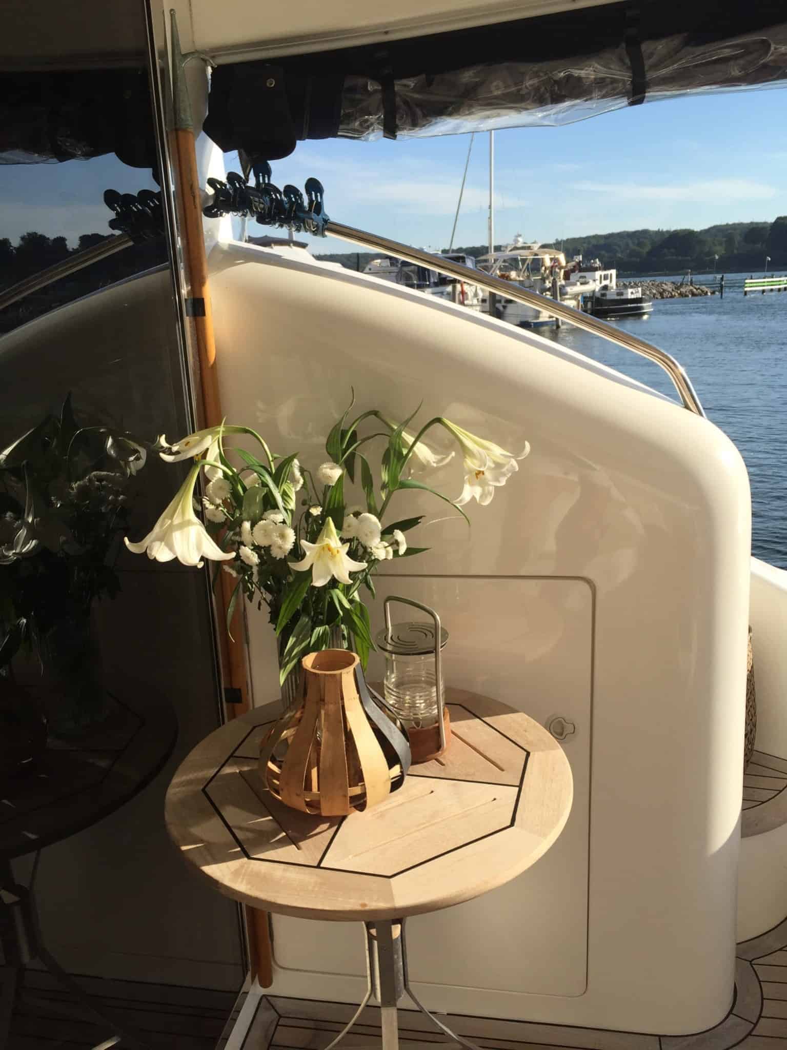 Torsdagsliv i Marselisborg Havn...