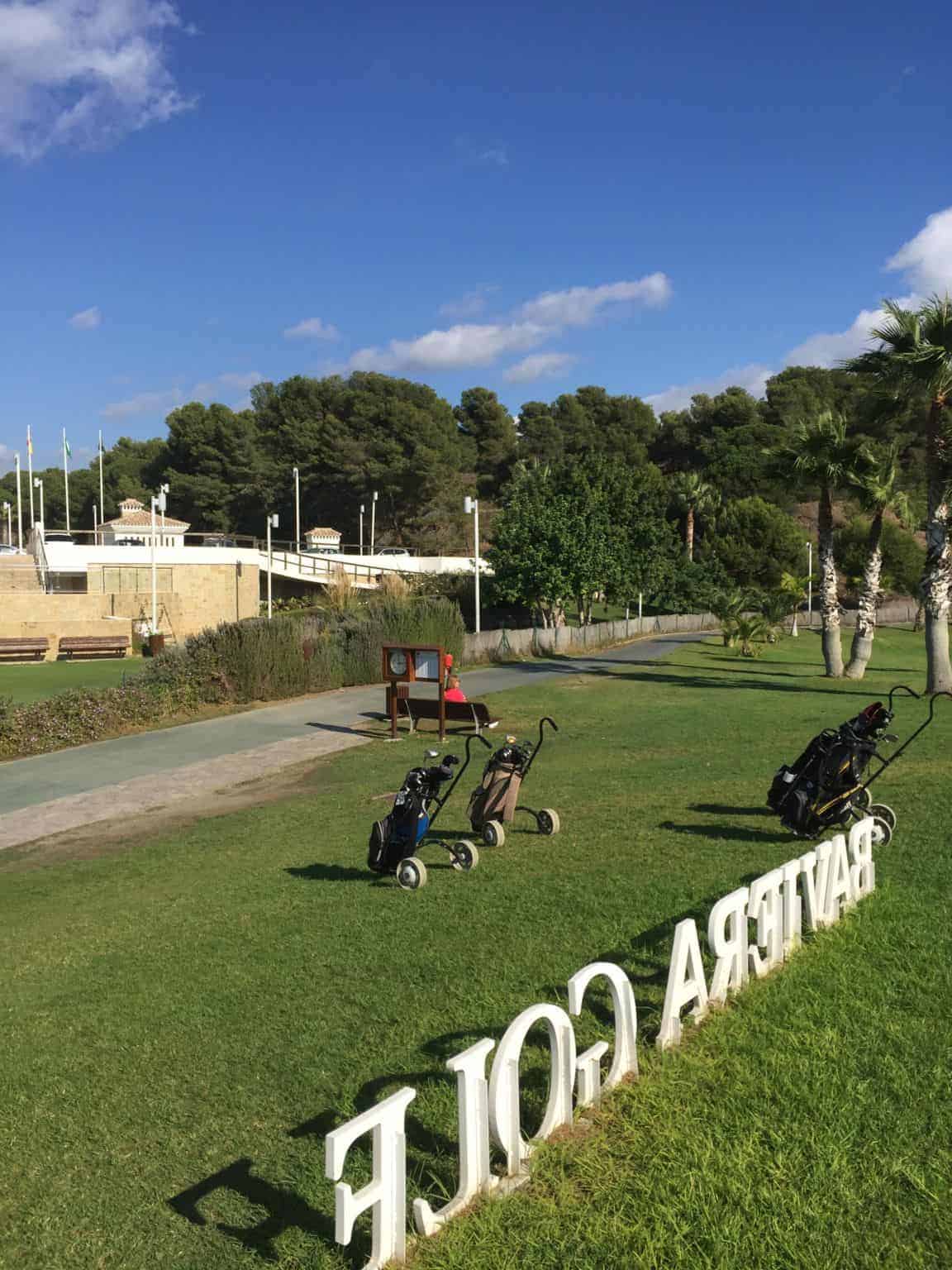E V A L U E R I N G af den første tur til Spanien