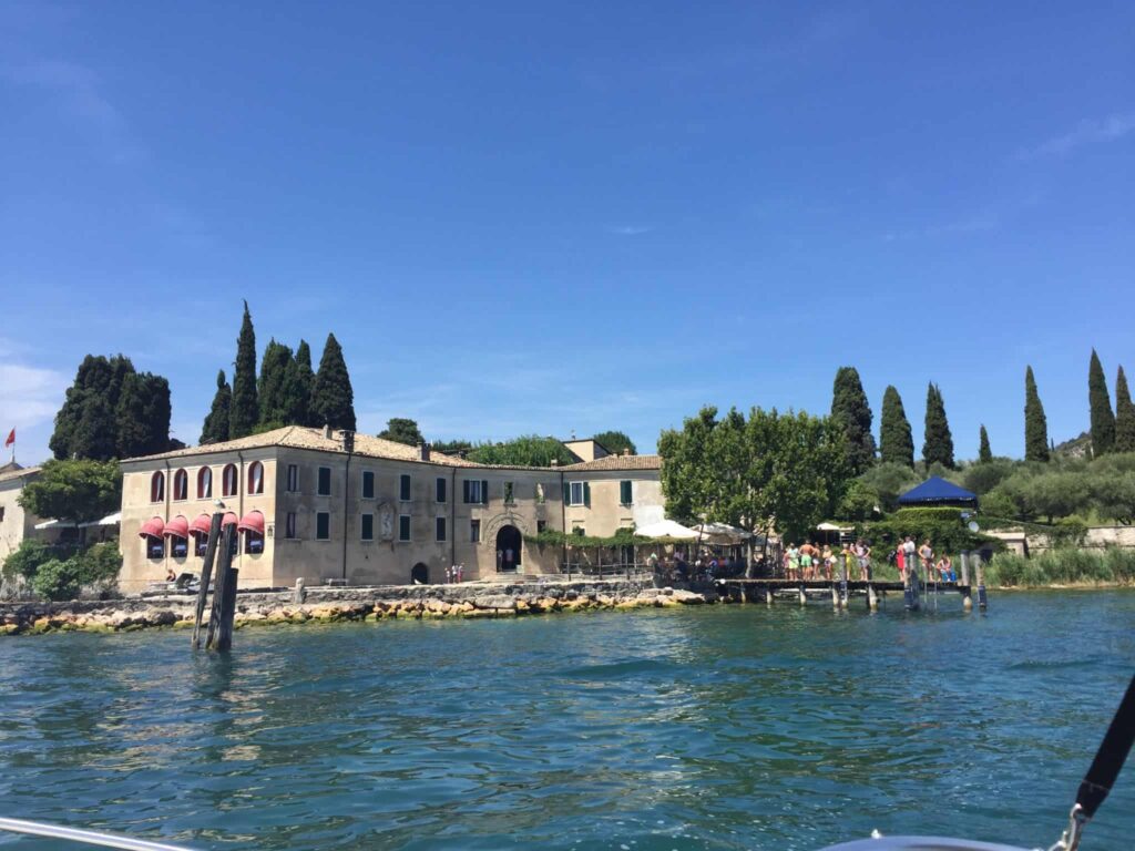Frokost i Punta di San Vigilio - cool oplevelse