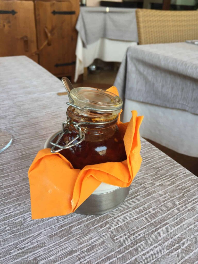 En typisk dag på Gardasøen med fuld servering