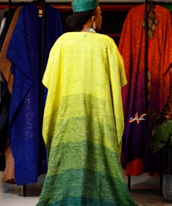 Robe longue de soirée avec cape Agbara – Image 4