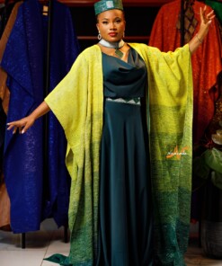 Robe longue de soirée avec cape Agbara – Image 3