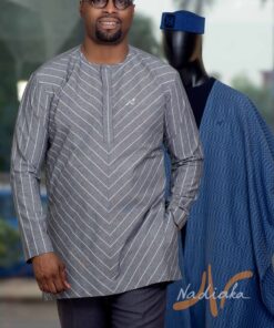 Ensemble tunique manches longues et pantalon en lin de couleur grise