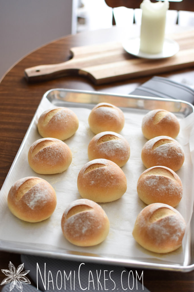 Basic White Bread Rolls [Recipe]