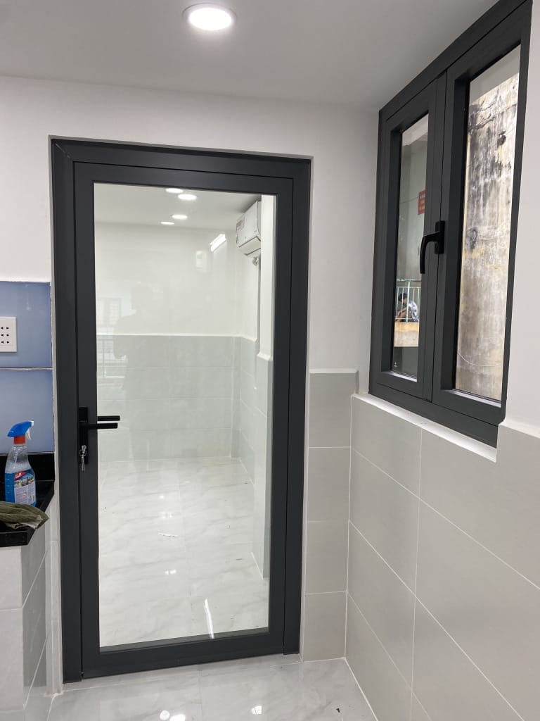cửa nhôm 1 cánh phòng ngủ đẹp