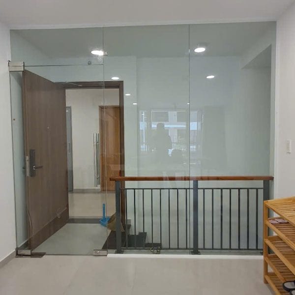 cửa kính cường lực cách âm