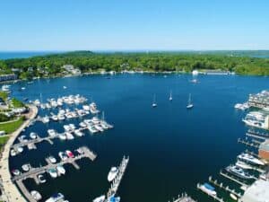 lake-charlevoix