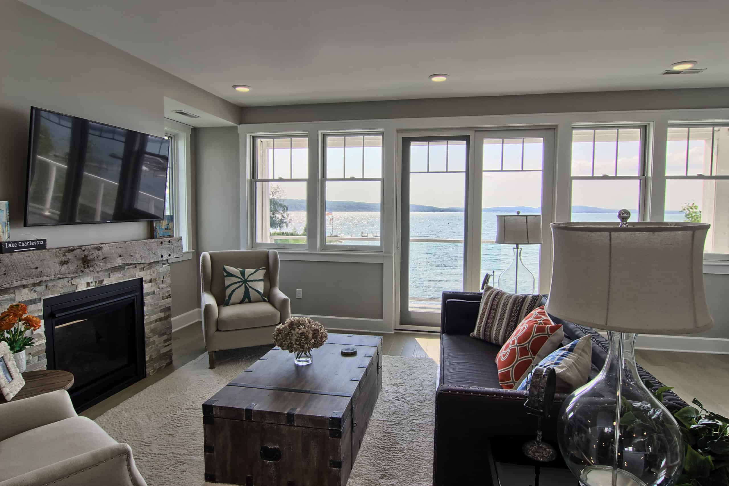 LakeCharlevoixVacationRental