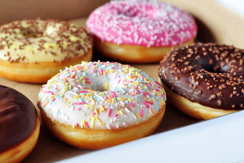 Junk Food, Alcohol Often Star in Hit Movies