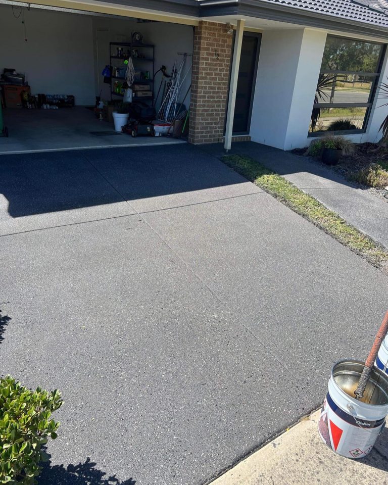 Concrete resurfacing Cranbourne– finished driveway