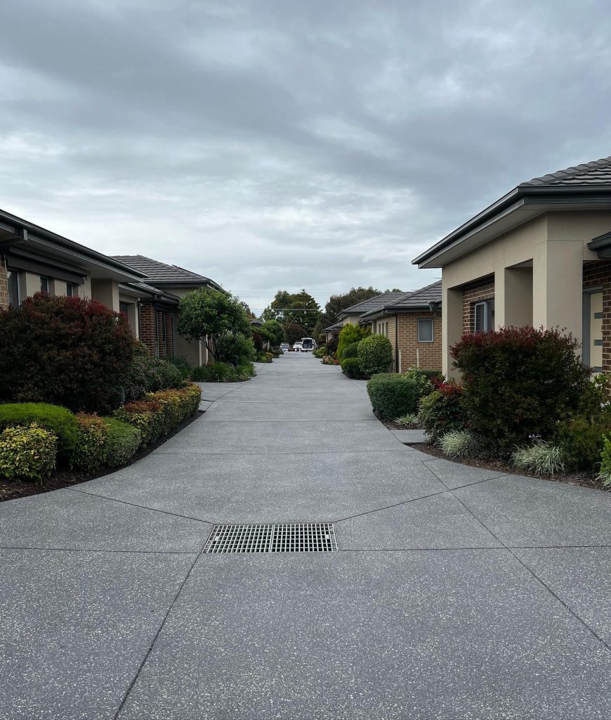 Spray on paving Mount Martha – finished concrete driveway with sealed non-slip coating