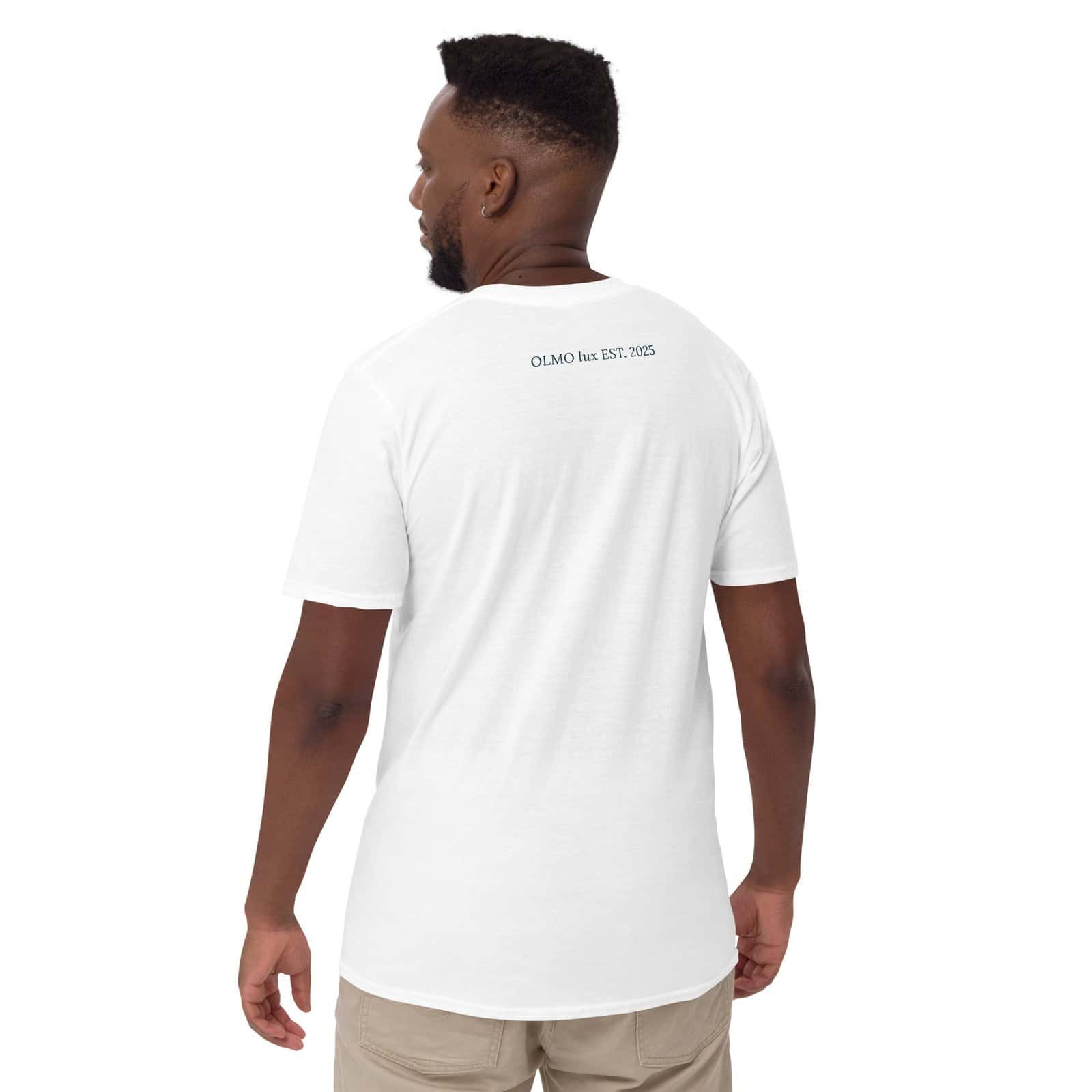 T-shirt blanc cassé brodé noir, design épuré, style moderne, parfait pour un look élégant et décontr.