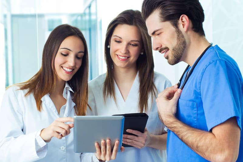 Grootschalige desinformatie door health influencers, artsen slaan massaal alarm: ‘Levensgevaarlijk’