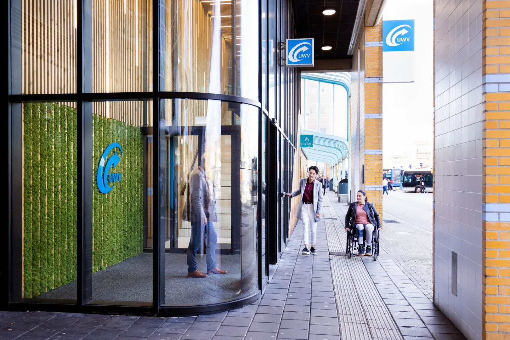 Dienstverlening helpt mensen met arbeidsongeschiktheidsuitkering weer aan het werk