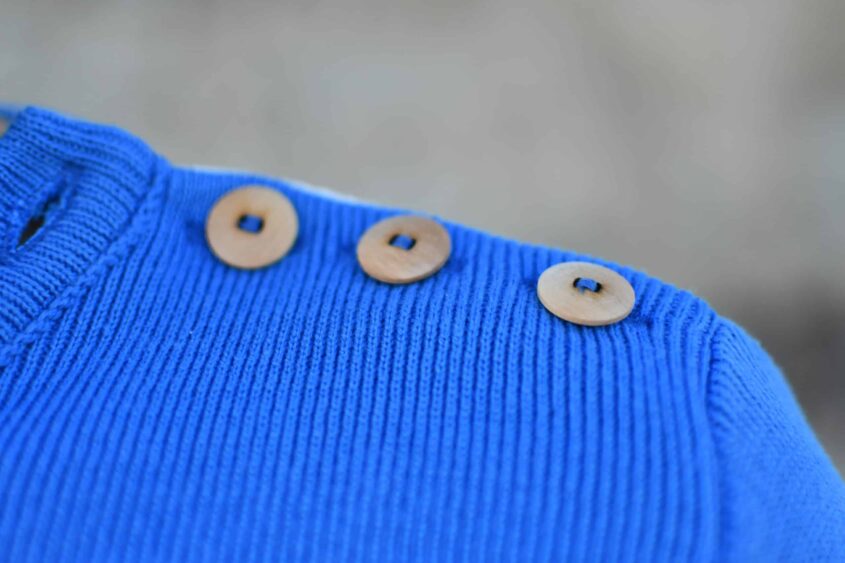 Pull marin homme bleu – SEOUL – Fabriqué en France – Coudes blancs – Image 4