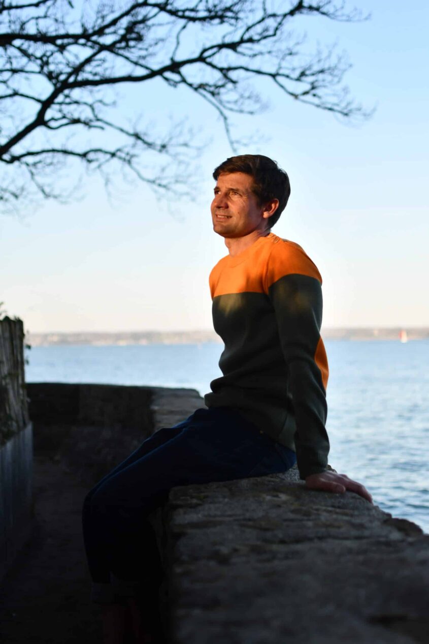 Pull marin homme bicolore – VALENCE – Fabriqué en France – Kaki & orange – Image 6