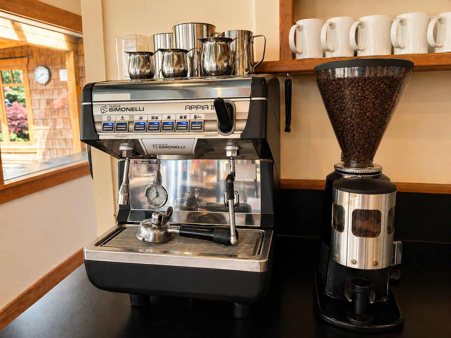 Simonelli expresso machine with coffee grinder