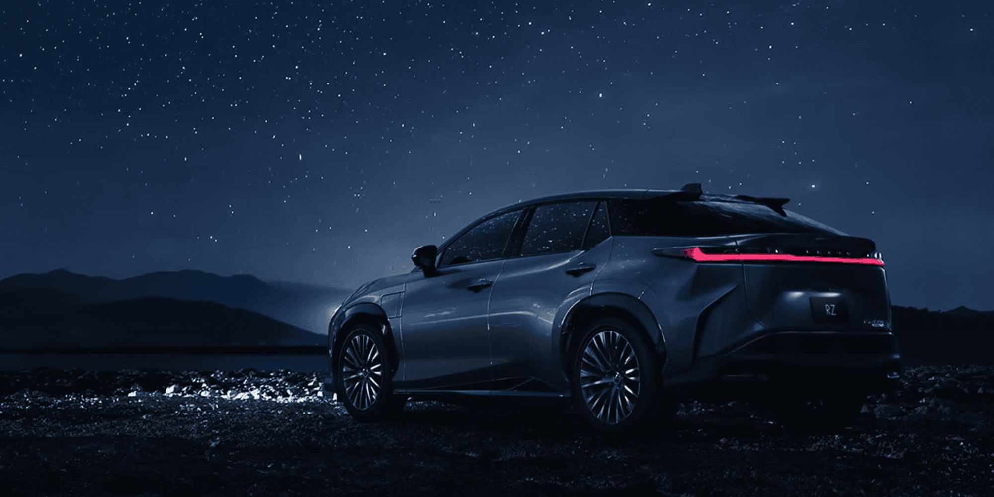 LEXUS RZ 450e LUXURY