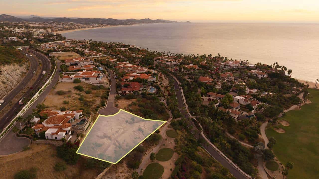 Palmilla Ocean View Villa Plot With Scenic Coastline And Lush Surroundings. Perfect For Building Your Dream Home In Palmilla.