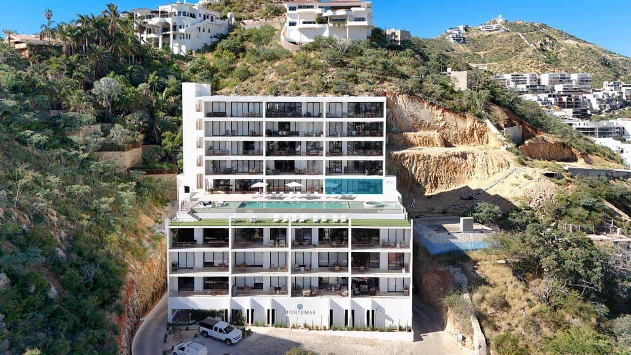 Pedregal Hillside Condo With Ocean Views And Modern Design.