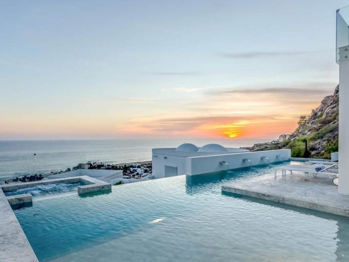 Pedregal Ocean View Hillside Villa With Infinity Pool And Stunning Sunset Scenery.