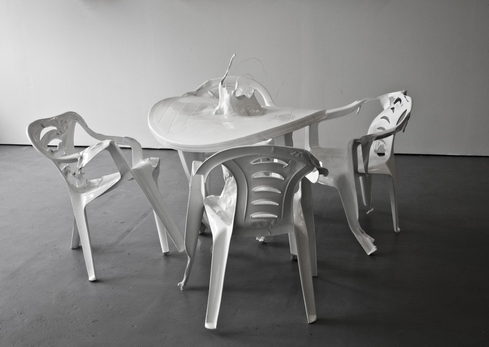 They don't know why, but they keep doing it
Ideas after ideology
Grzegorz Drozd, Karen Mirza and Brad Butler, Javier Rodriguez, Konrad Smoleński, Maciek Stępiński, Radek Szlaga at WATERSIDE CONTEMPORARY, London
9 October - 5 November 2011 http://waterside-contemporary.com/ © waterside contemporary and artists