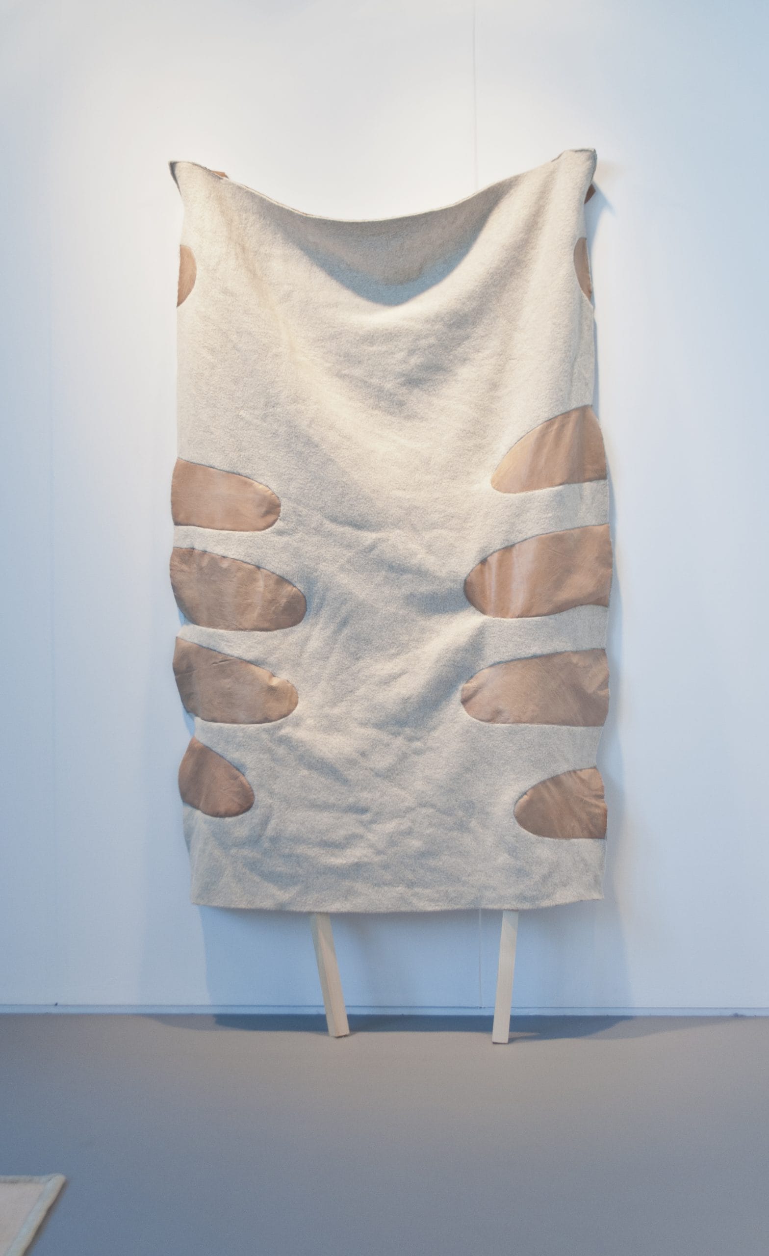 Heide Hinrichs
presentation at Art Rotterdam 2013
by waterside contemporary
6-10 February 2013  waterside contemporary
http://waterside-contemporary.com
info@waterside-contemporary.com  2 Clunbury Str
London N1 6TT
+442034170159