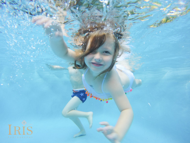 west hartford family photographer underwater pool