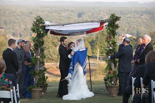 Red Maple Vineyard Wedding