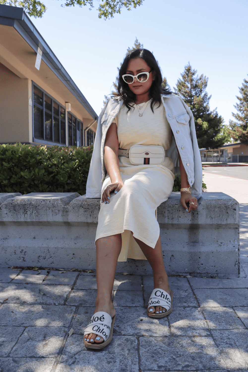 How To Look Chic in a T-shirt Dress & Denim Jacket – A Step By Step Style Guide