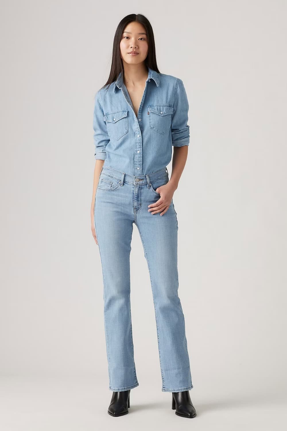 Levis Bootcut Jeans