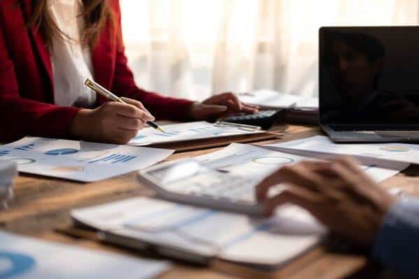 Best business spreadsheets to sell on Etsy: including planners & trackers