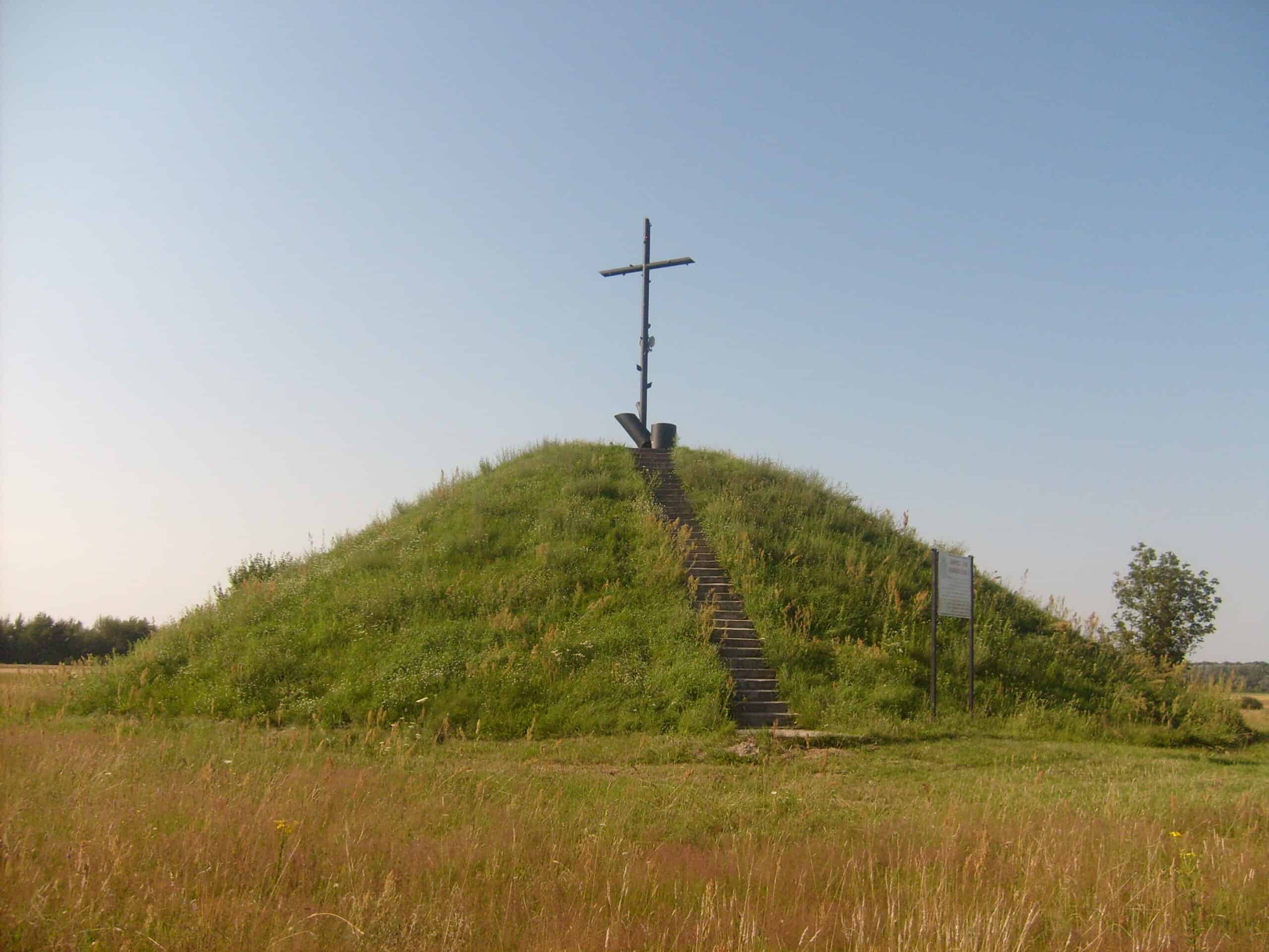 Пам'ятний хрест на пагорбі біля Городельської унії.