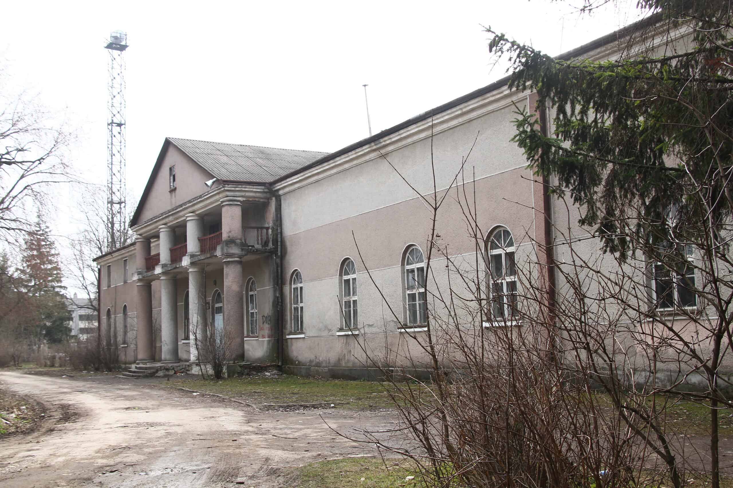 Історико-просвітній проект Портал: Хоростківський палац у сірому кольорі.