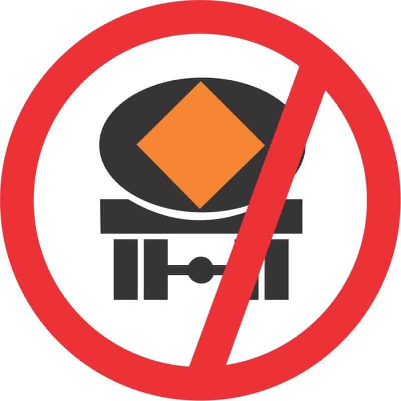 NO VEHICLES CONVEYING DANGEROUS GOODS ROAD SIGN (R232)