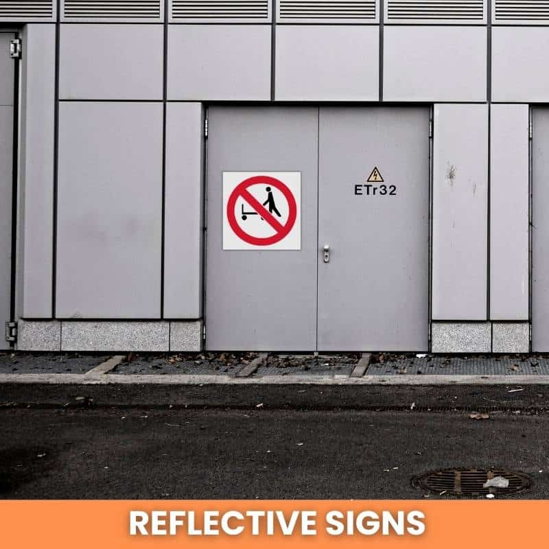 No Hand Trolleys reflective safety sign (PV09REF)