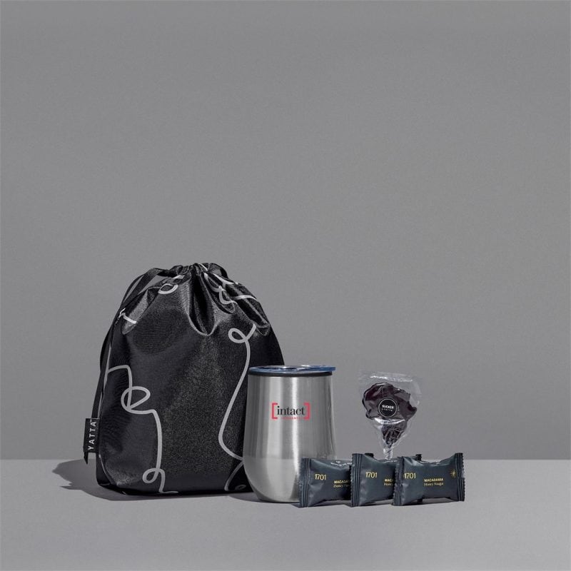 SILVER Yatta Snug Surprise Hamper