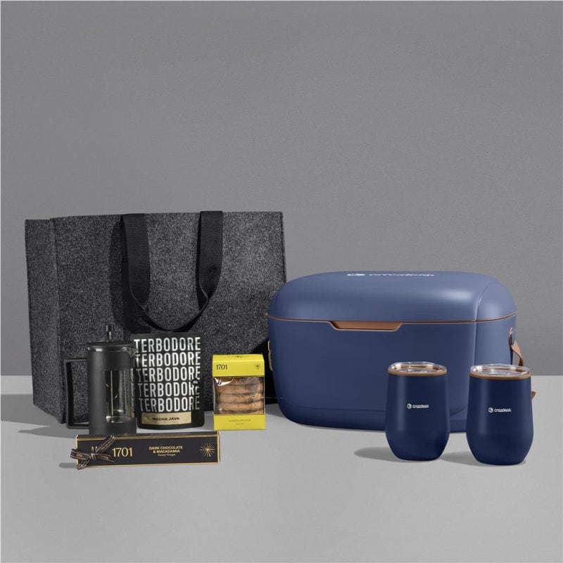 Navy Yatta Cuppa Charm Hamper