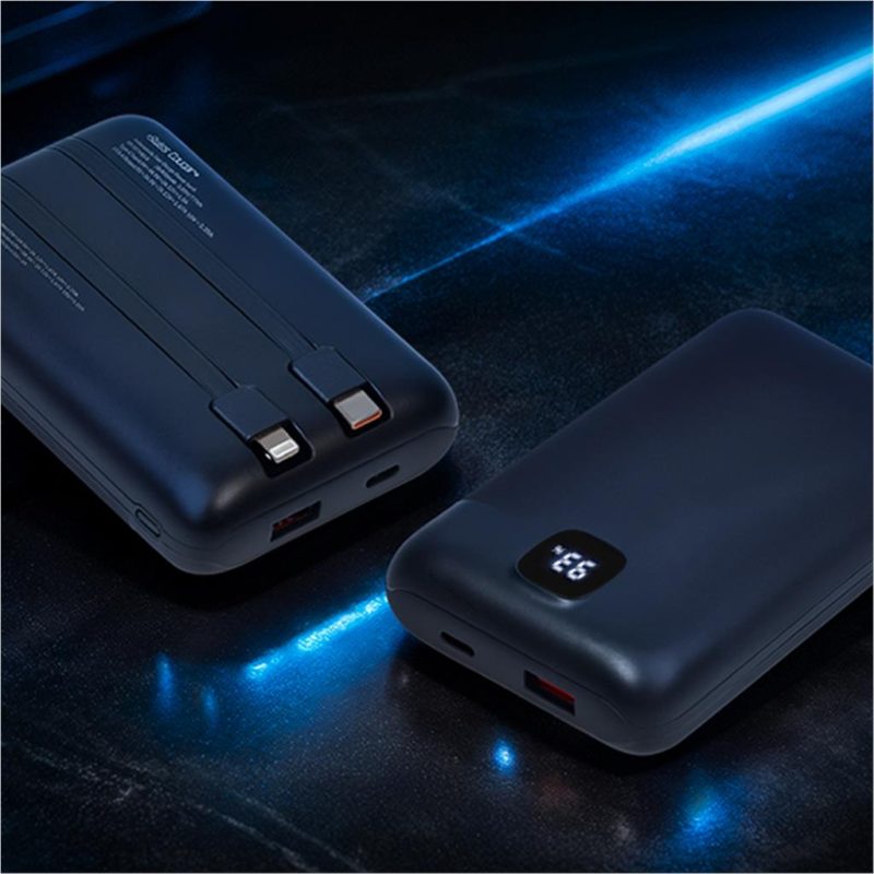 MT-SC-540-B_LIFESTYLE_AI-NO-LOGO Swiss Cougar Indianapolis Fast Charge 22.5W Power Bank -20