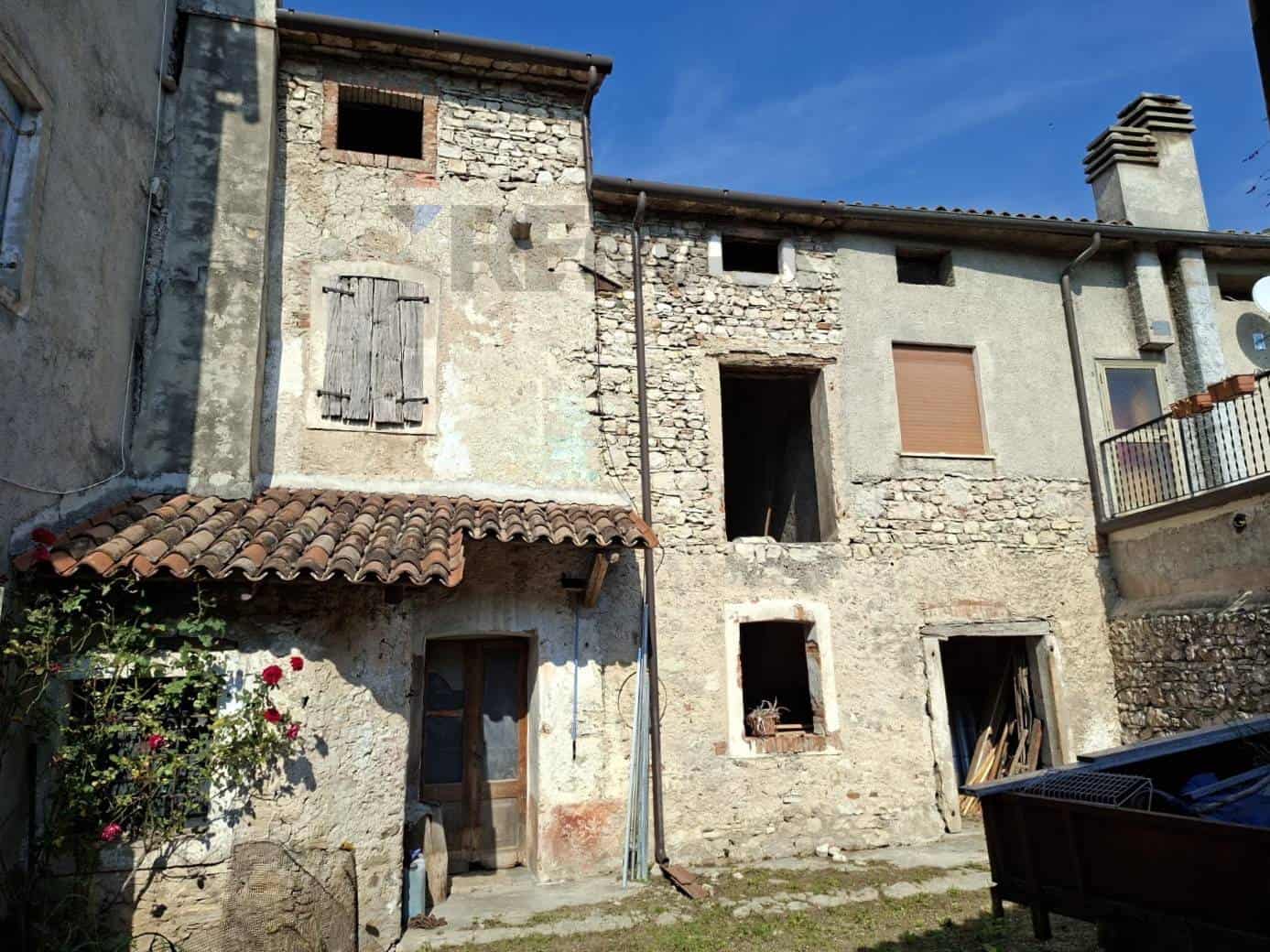 Foto principale: Casa Semindipendente