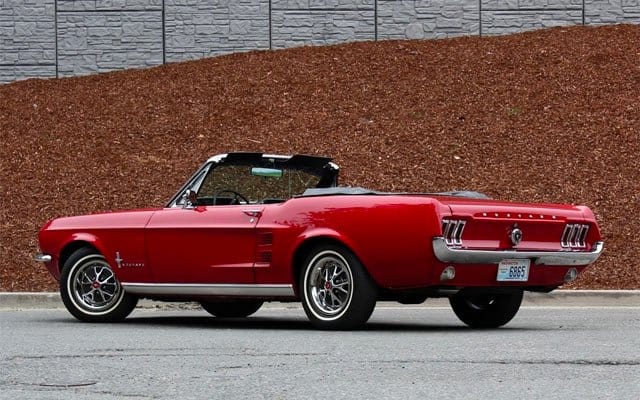 this is a picture of the lightest mustang