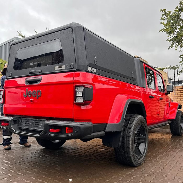 High-quality stainless steel canopies custom designed for Jeep vehicles, offering durability and stylish protection. Perfect for enhancing your vehicle's look and functionality.
