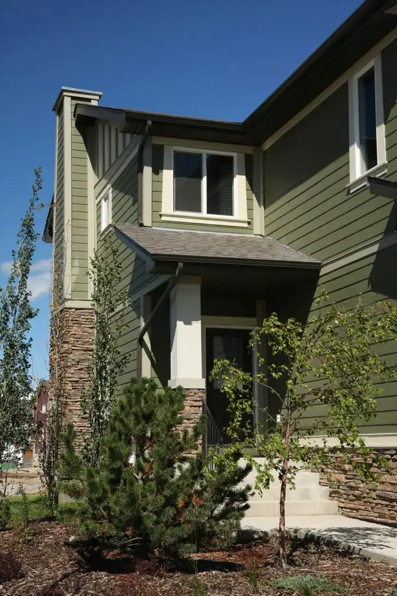 Home exterior with James Hardie siding system in Louisville Colorado demonstrating durability and warranty-backed fiber cement siding installation
