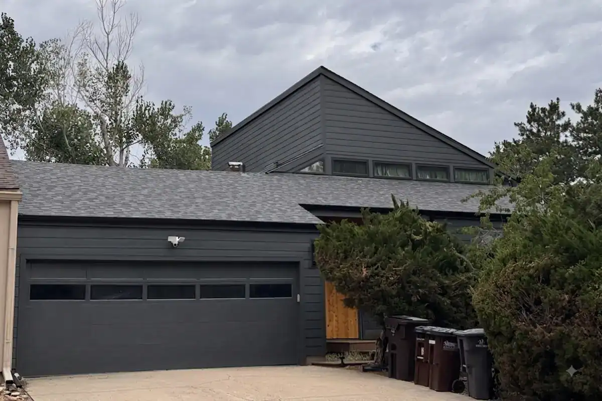 Iron Gray James Hardie lap siding on a home in the Melody Heights neighborhood of North Boulder