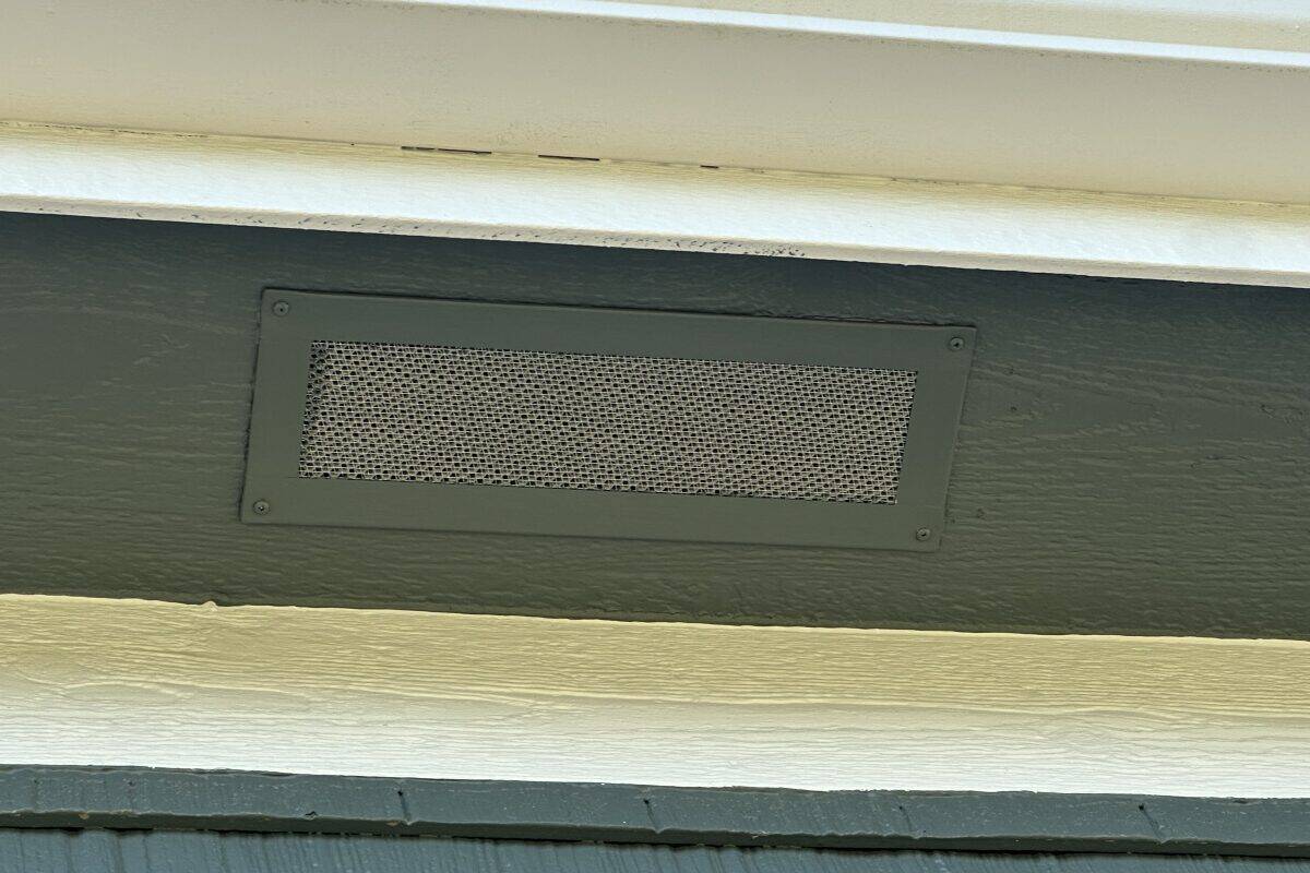 Vulcan ember-resistant soffit vent installed on a home in Heritage Eagle Bend, Aurora, Colorado