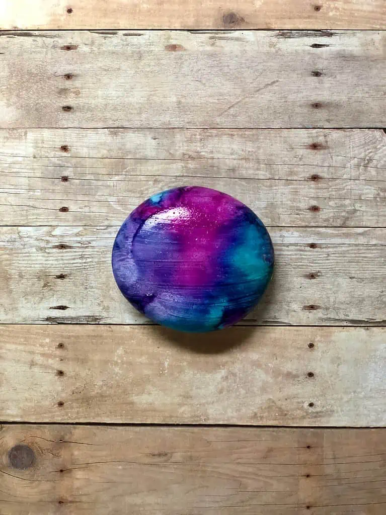 Beginners Guide To Painting Alcohol Inks on Rocks 15 alcohol inks on rock