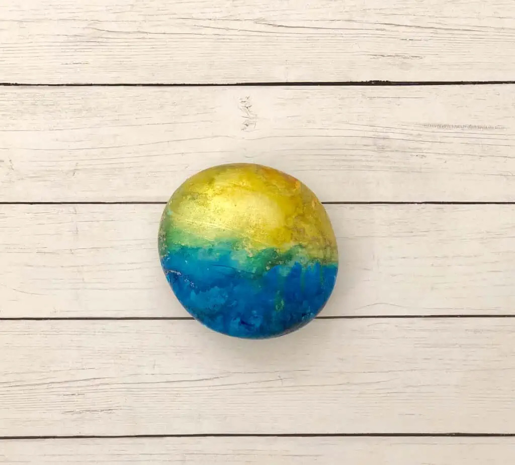 Beginners Guide To Painting Alcohol Inks on Rocks 17 beach alcohol inks on rocks