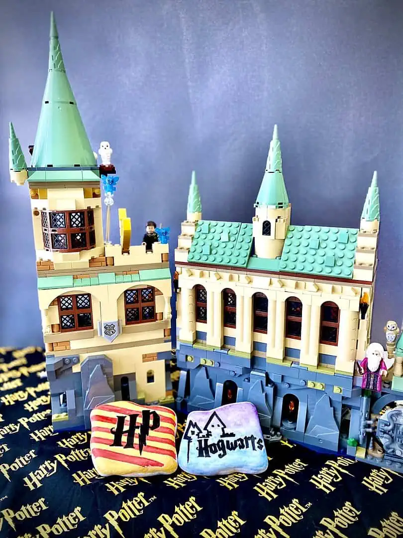 Harry Potter Painted Rocks: A Fun DIY Craft for Potterheads 11 LEGO Hogwarts Castle and Harry Potter painted rocks