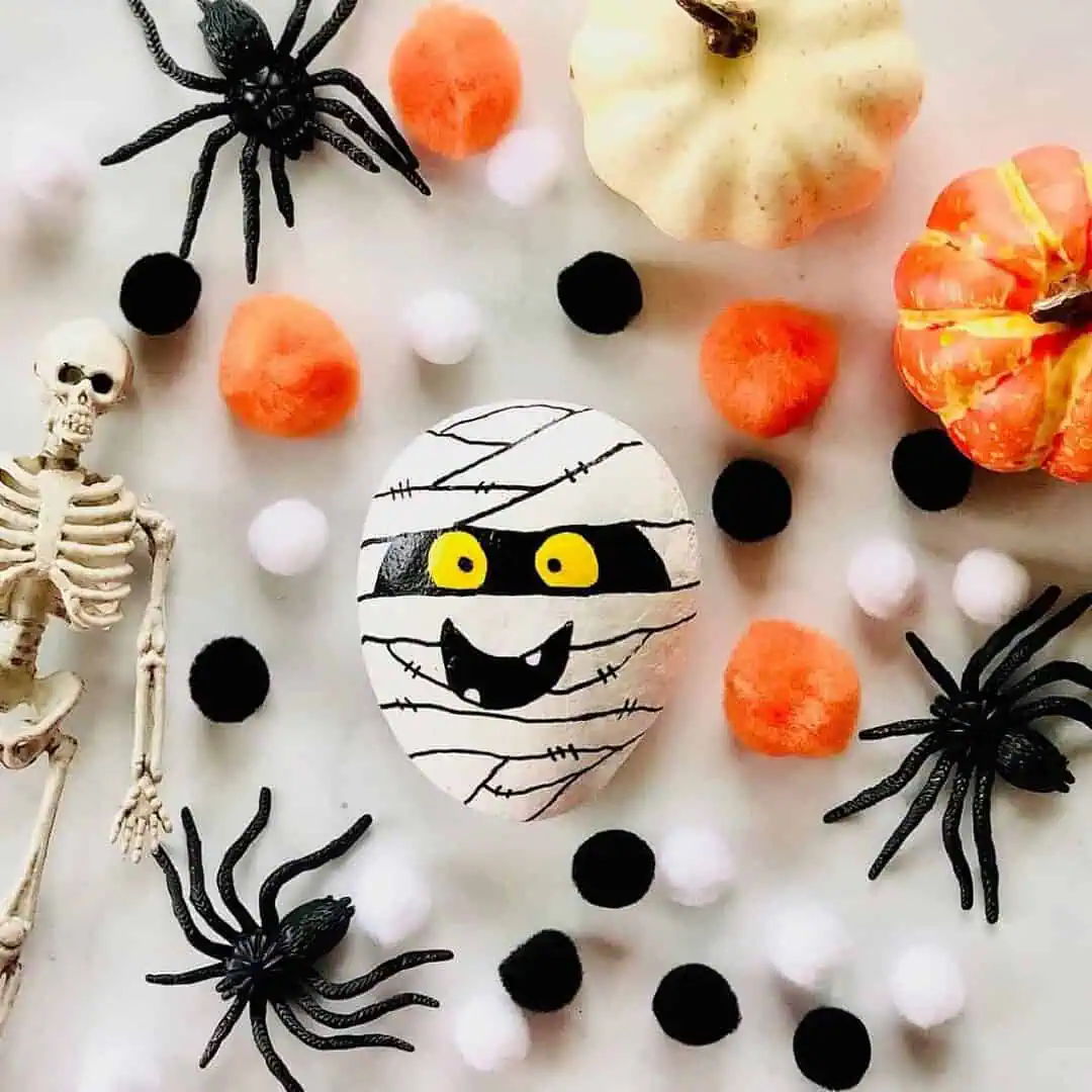 Easy Mummy Rock Painting: Step-by-Step Halloween Tutorial 3 mummy painted rock